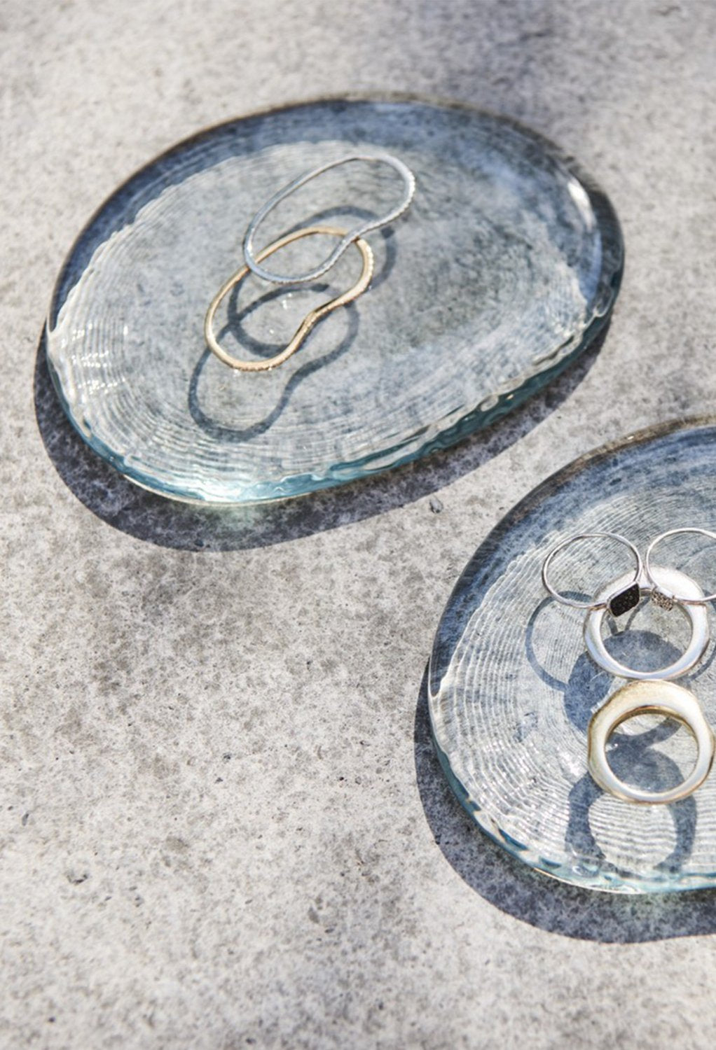AME NO SHITA glass plate - blue gray