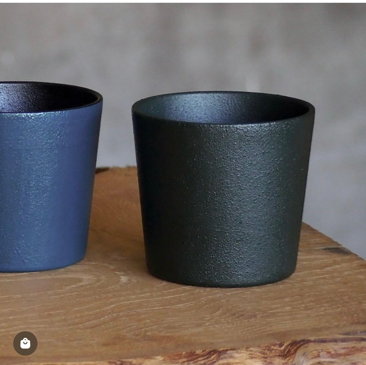 KISSUL "KUROMIDORI" (Black Green) - Urushi lacquer-coated vacuum insulated cup